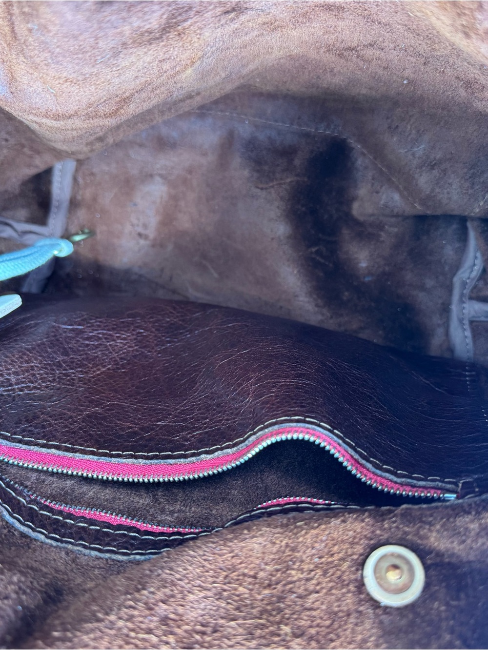 Meanwhile back on the farm Mocha Tuscan Leather Signature Tote - Picture 9 of 9